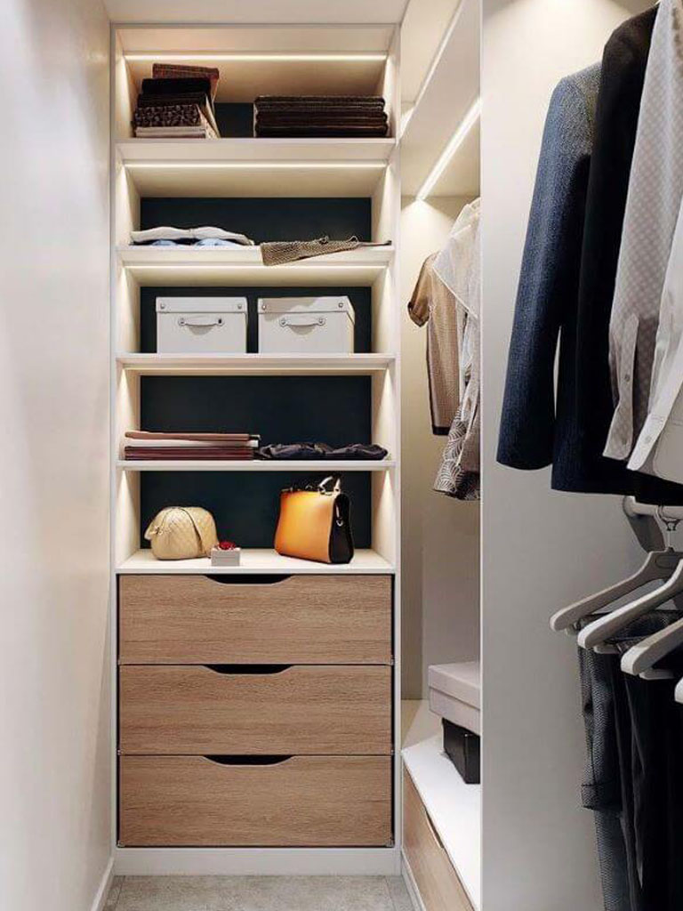 Closet pequeno: ideias criativas para aproveitar o espaço