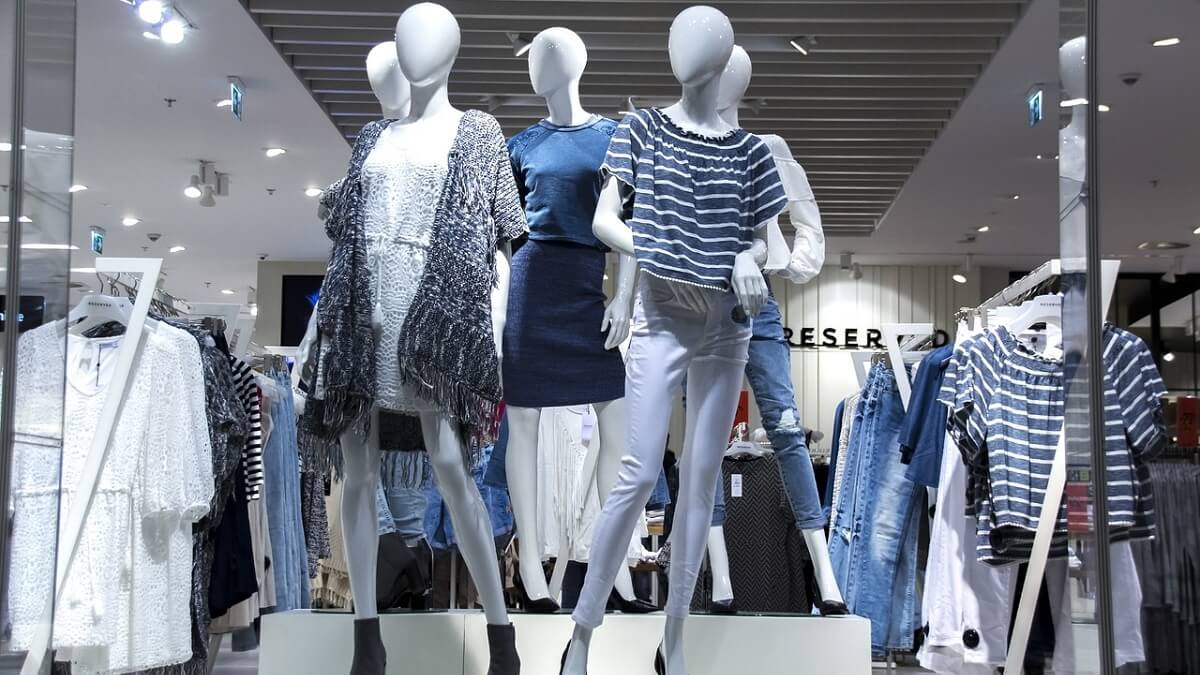 Decorar lojas de roupas
