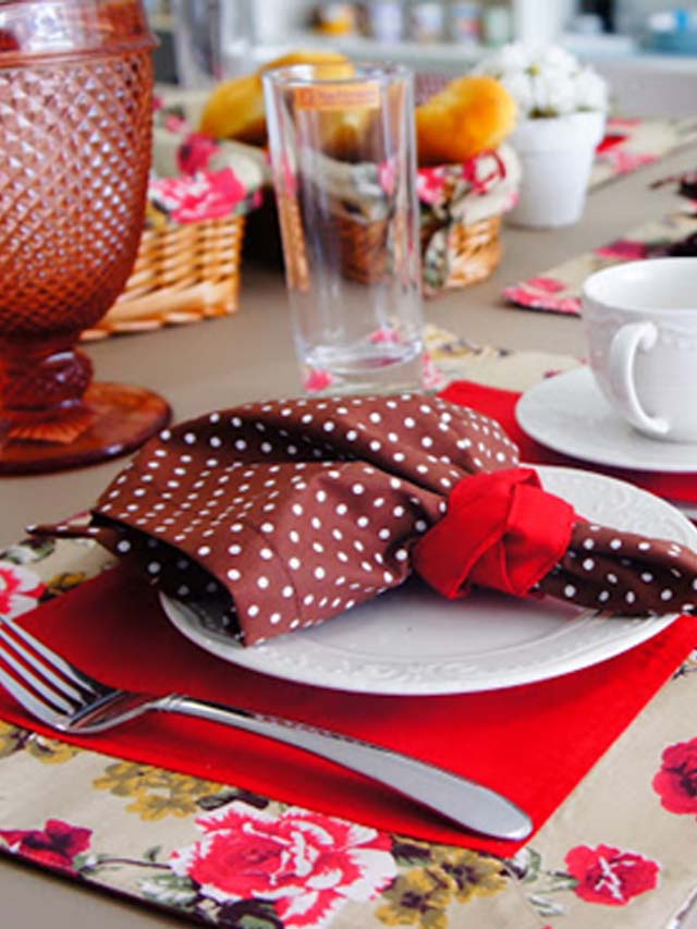 Story - mesa de cafe da manha