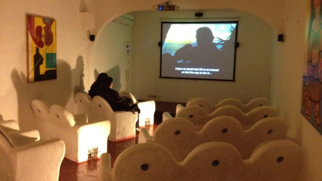 Como fazer um cinema em casa