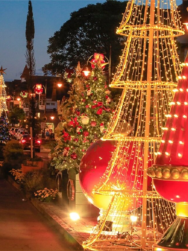 Nata Luz em Gramado: Avenida enfeitada