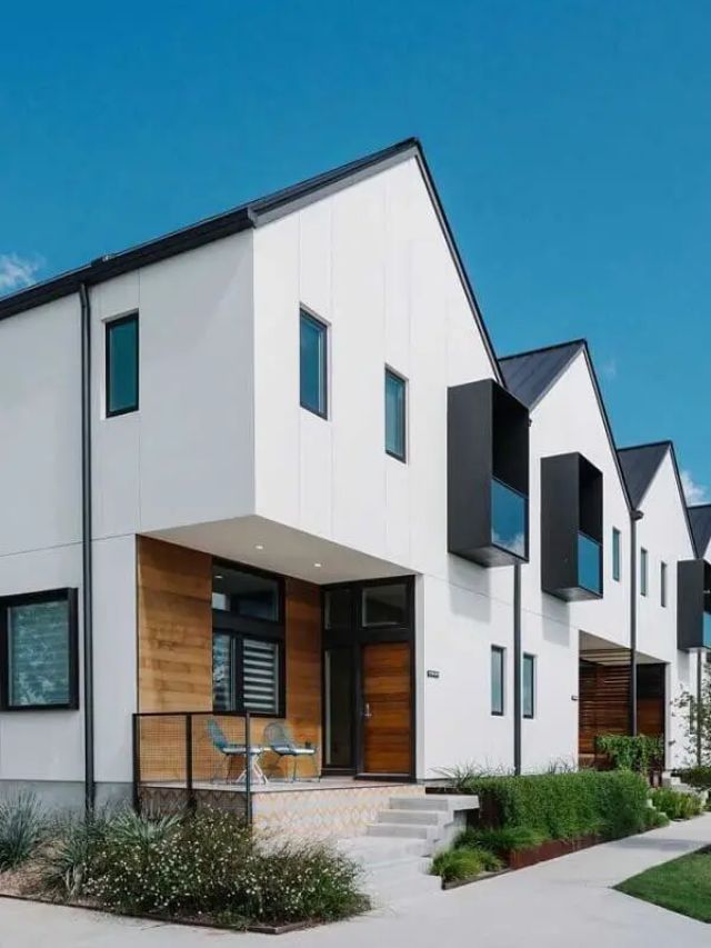 Casas geminadas brancas