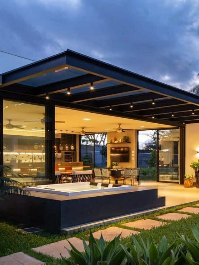 Pergolado metálico: 5 vantagens + modelos para você se inspirar!