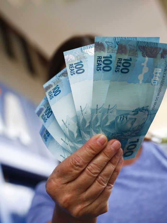 Caixa Tem libera até R$ 3.000 para negativados