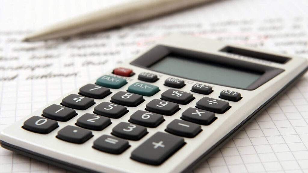 Declaração de Imposto de Renda 2023: Descubra como declarar pela primeira vez e mais! 3 Calculadora de contabilidade