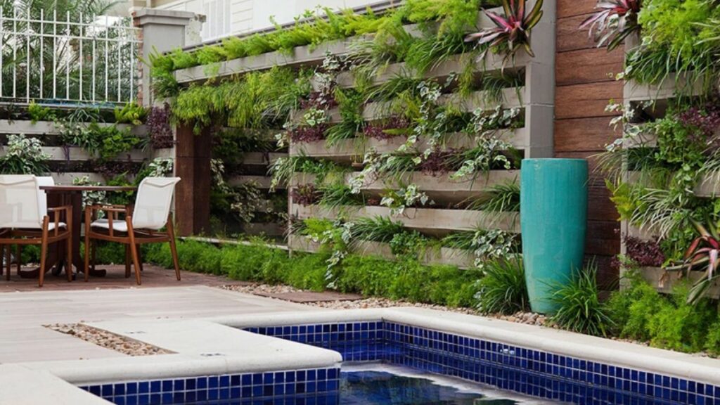 Ideias de decoração para dar uma cara nova à área externa de casa 3 Jardim Suspenso na área externa