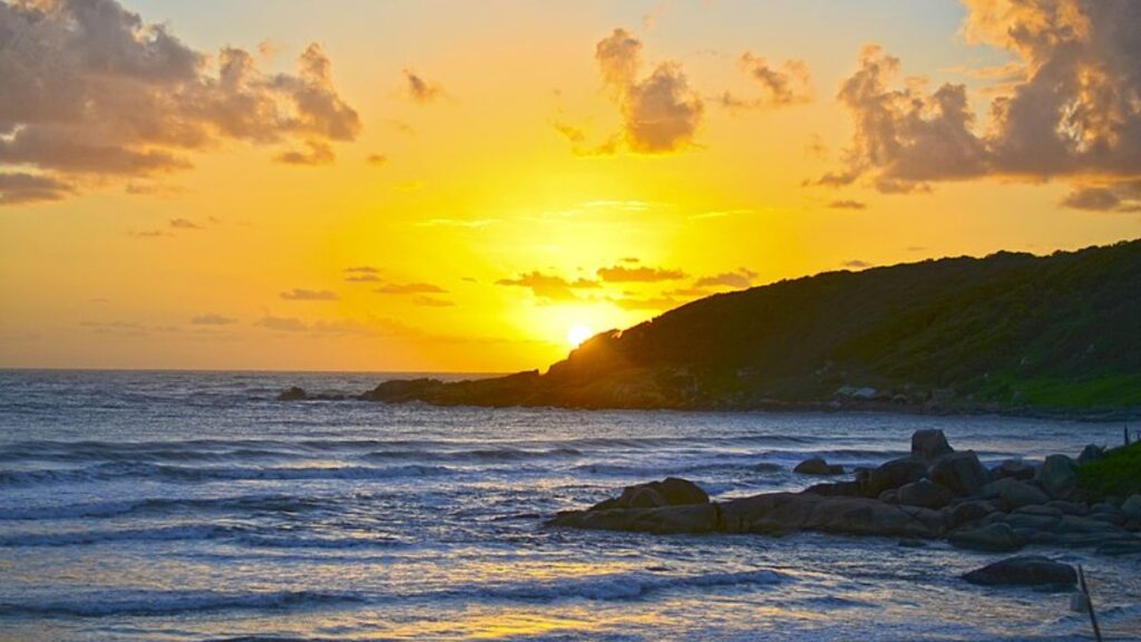 Por do Sol na Praia do Rosa