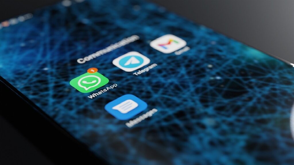 O que significa denunciar no WhatsApp: Entenda sua utilidade! 3 Tela de aplicativos no celular
