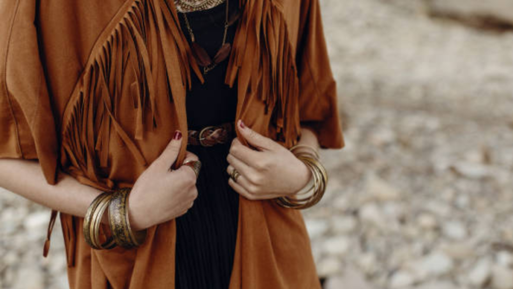 Como limpar camurça, dicas para roupas, sapatos e acessórios! 3 Roupa de camurça