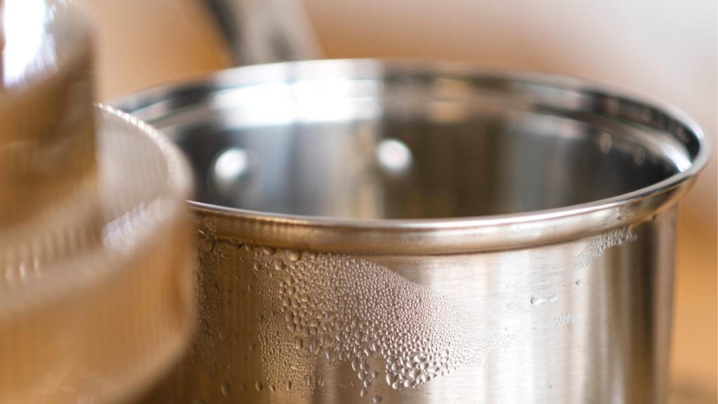 Como limpar panela de inox, dicas rápidas e fáceis para fazer em casa! 1 Como limpar panela de inox
