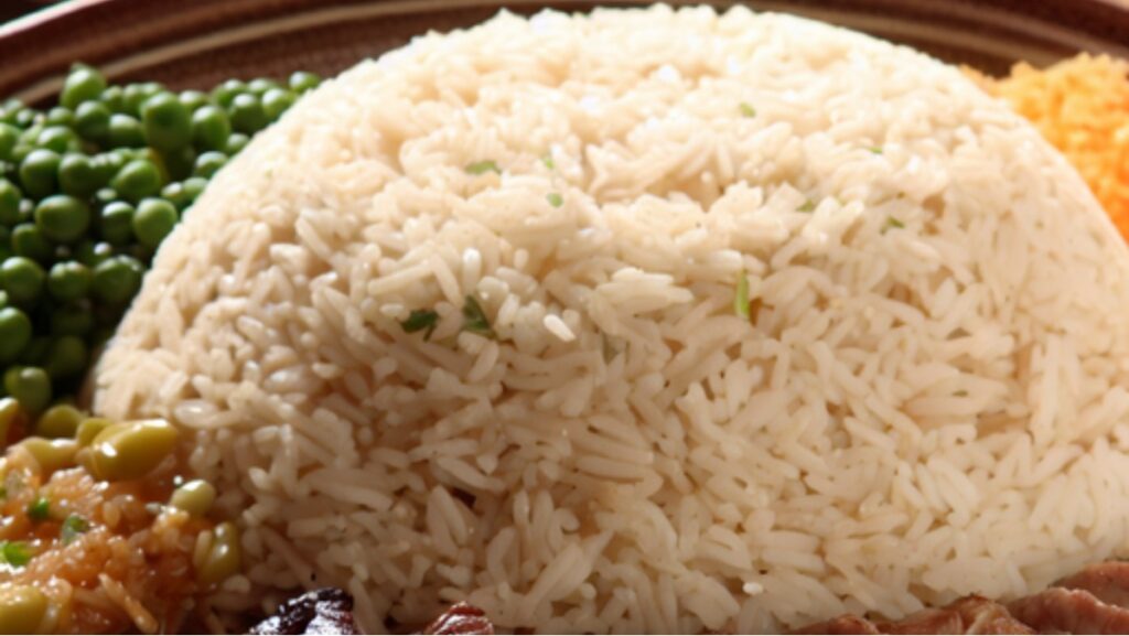Significados de Sonhar com Arroz: Veja a verdade! 1 Prato de arroz