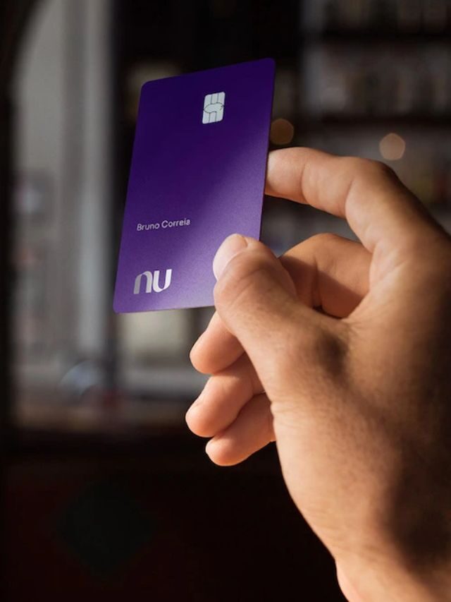 Cartão Nubank Ultravioleta vale a pena? Entenda benefícios de quem tem