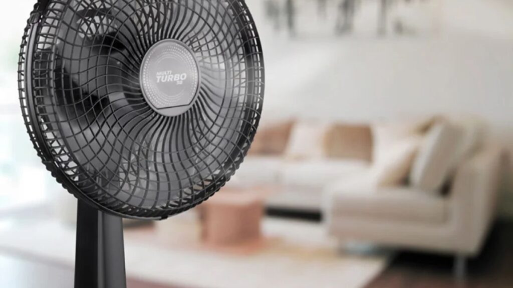 Como limpar ventilador com saco de lixo: Veja como fazer! 2 Ventilador.