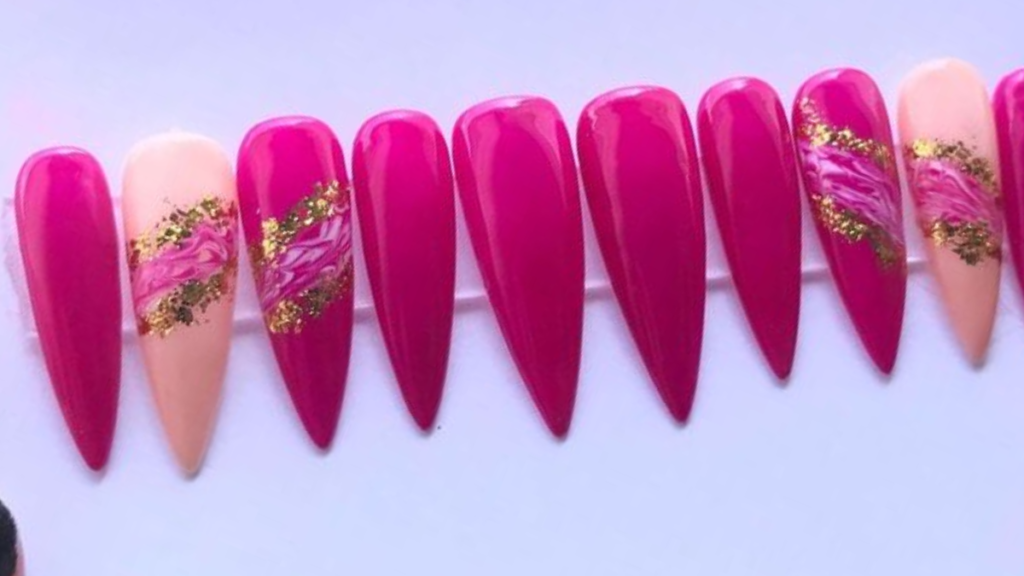 Como tirar unha postiça