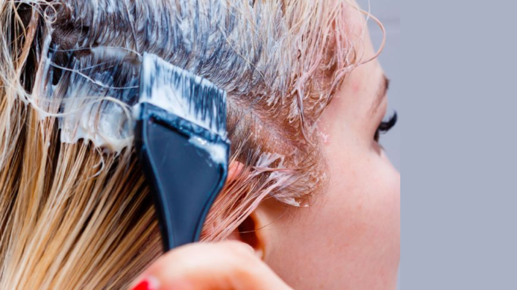 10 dicas para cuidar do cabelo descolorido que vão SALVAR seus fios! 1 Processo de descoloração