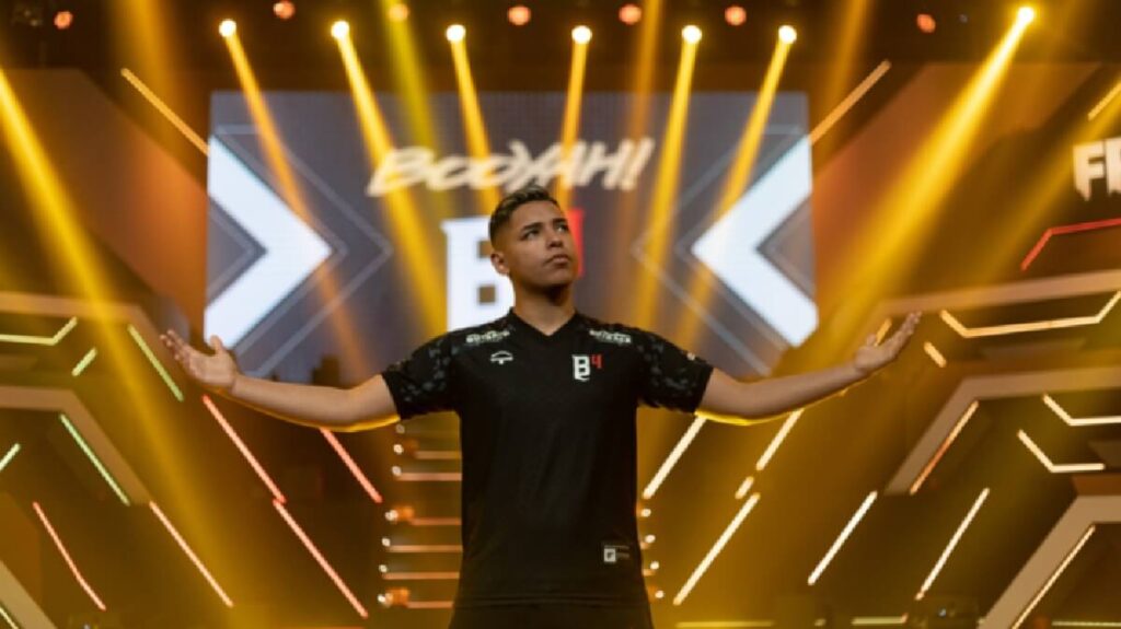 Os melhores jogadores de Free Fire no mundo: Lista com os 10 melhores! 3 Foto tirada de um jogador da B4 em um evento de jogos mundial.