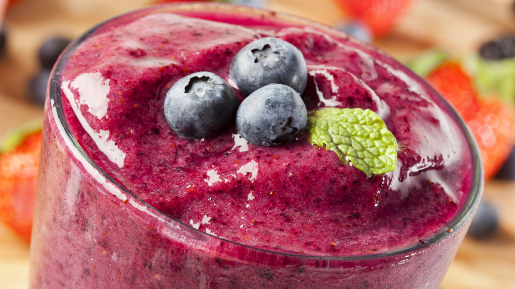 Smoothie de mirtilo e beterraba