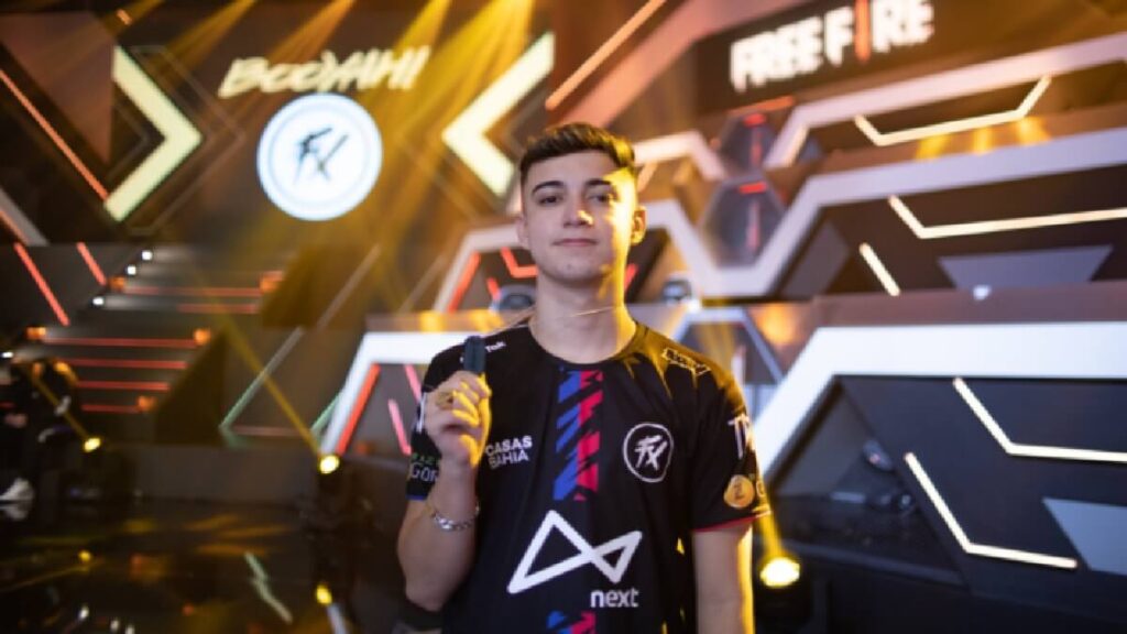 Os melhores jogadores de Free Fire no mundo: Lista com os 10 melhores! 2 Foto tirada de um jogador da Fluxo em um evento de jogos mundial.