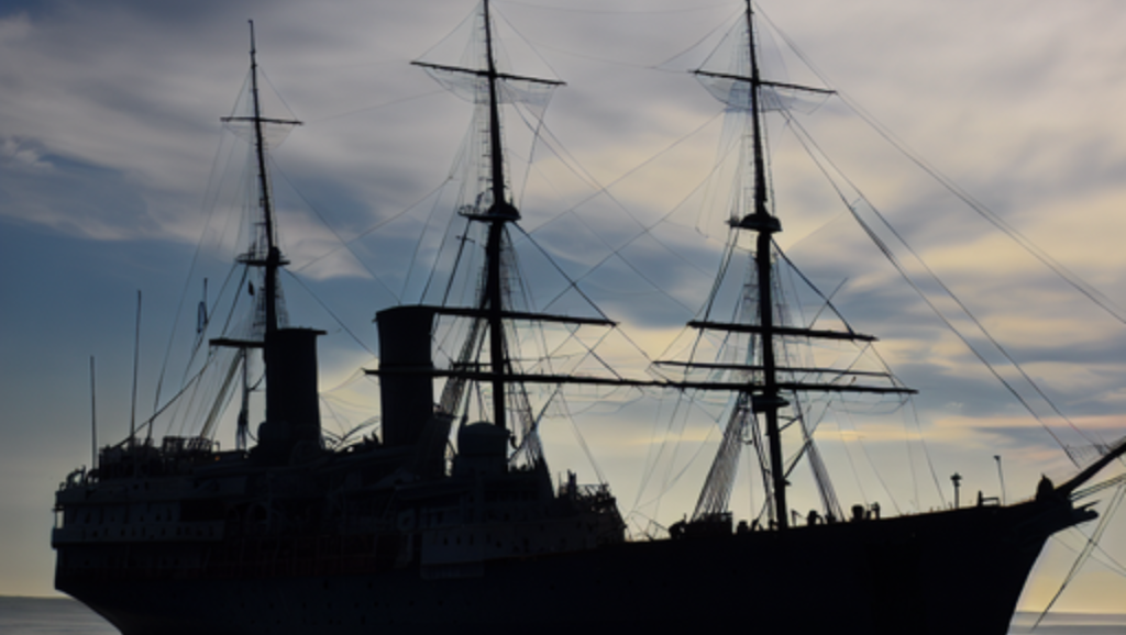 Sonhar Com Navio Afundando