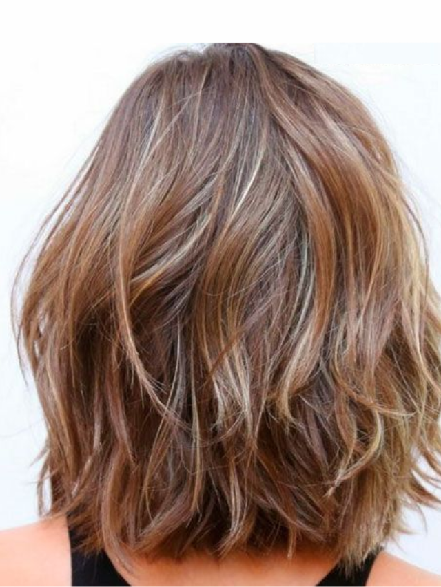 Cabelo curto repicado em camadas