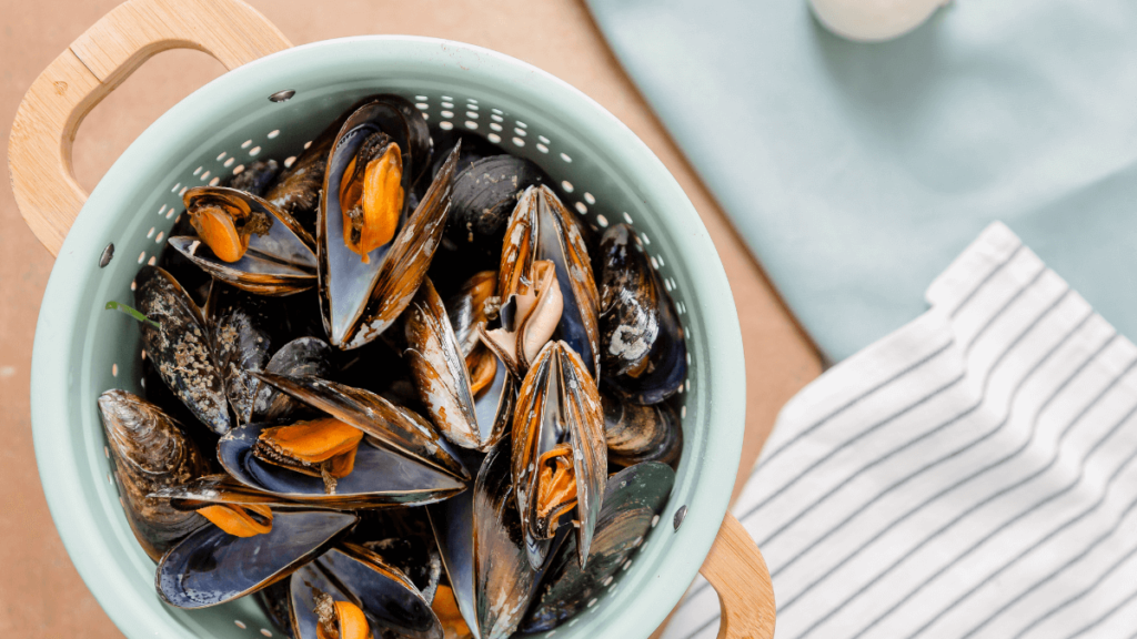 Nomes de frutos do mar, conheça os 11 mais comuns! 12 Mexilhões