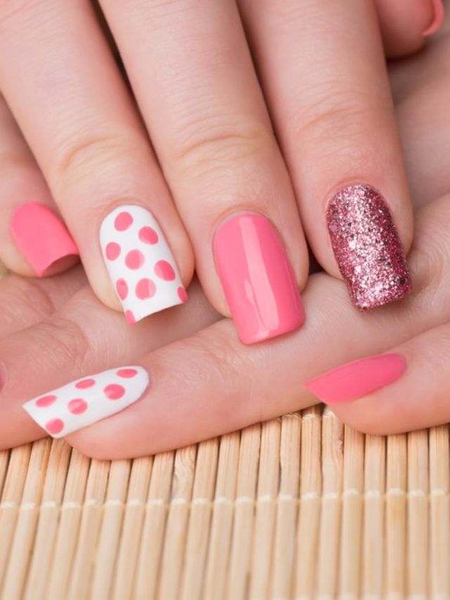 Unhas decoradas rosa