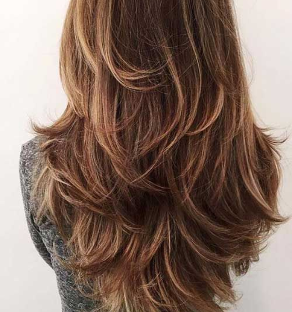 Corte de cabelo repicado longo