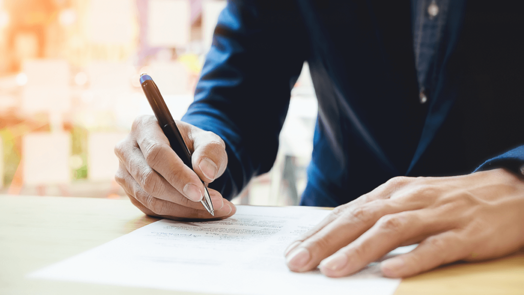 Significado De Sonhar Com Prova: Significado completo e suas interpretações 1 Significado De Sonhar Com Prova: pessoa fazendo prova