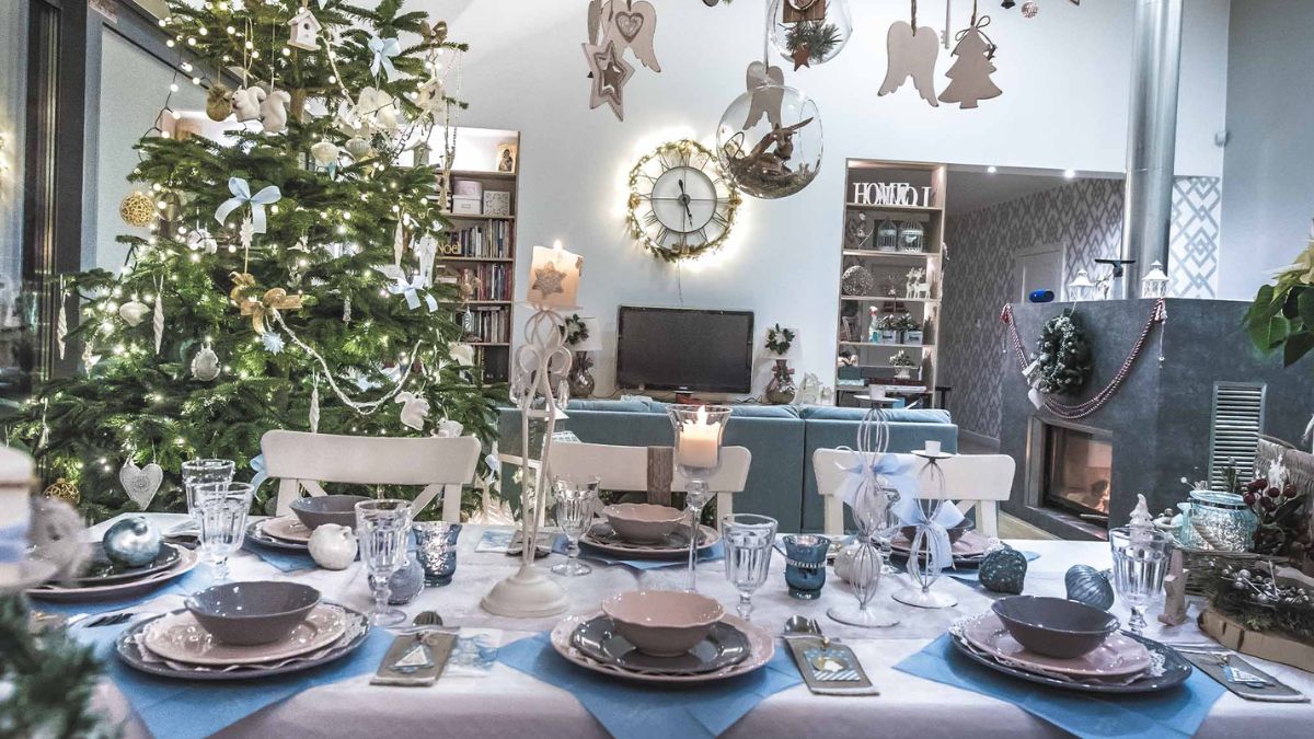 Como decorar a mesa de Natal? Um lugar para reuniões familiares 15 ALT: Preparar a mesa para consoada e Natal