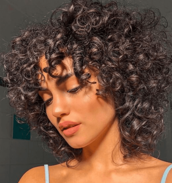 Cortes de cabelo curto cacheado: Tendências para inspirar! 5 Short bob para cacheada