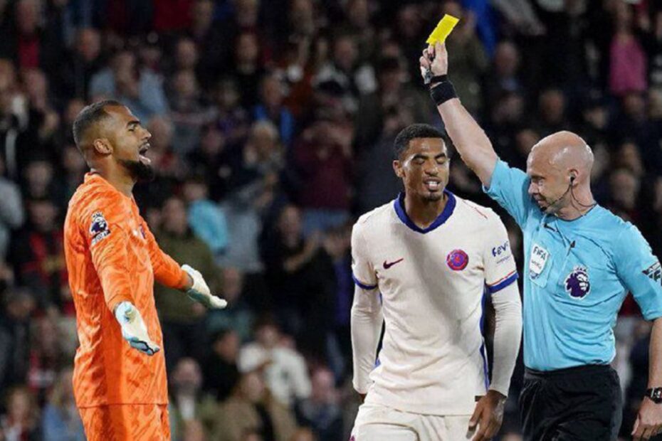 Um recorde para o maior número de advertências em uma única rodada do APL 3 maior número de advertências