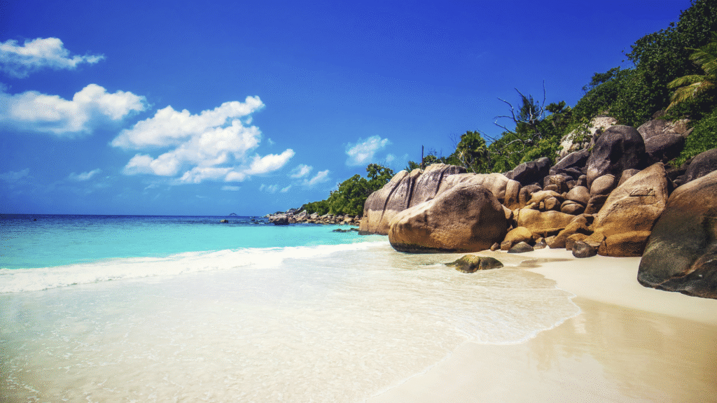 Quando é a época mais propícia para visitar as praias paradisíacas do Índico? 1 Praias paradisíacas do Índico.
